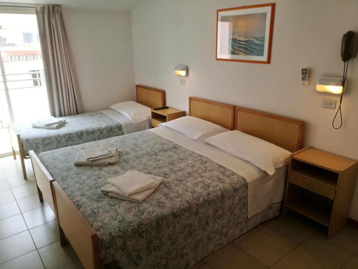 Hotel Giordo Rimini Exterior photo